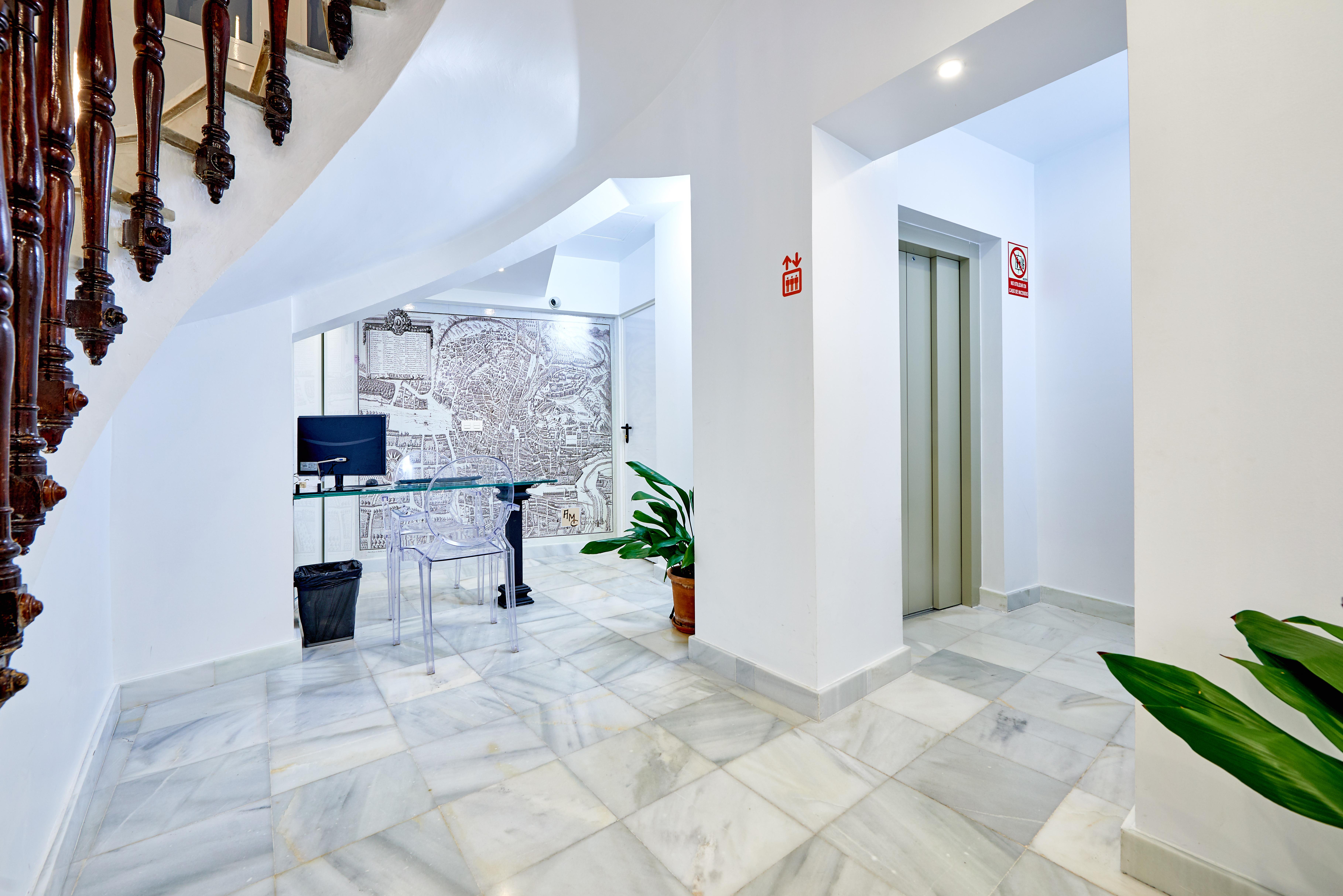 Amc Granada Hotel Екстериор снимка